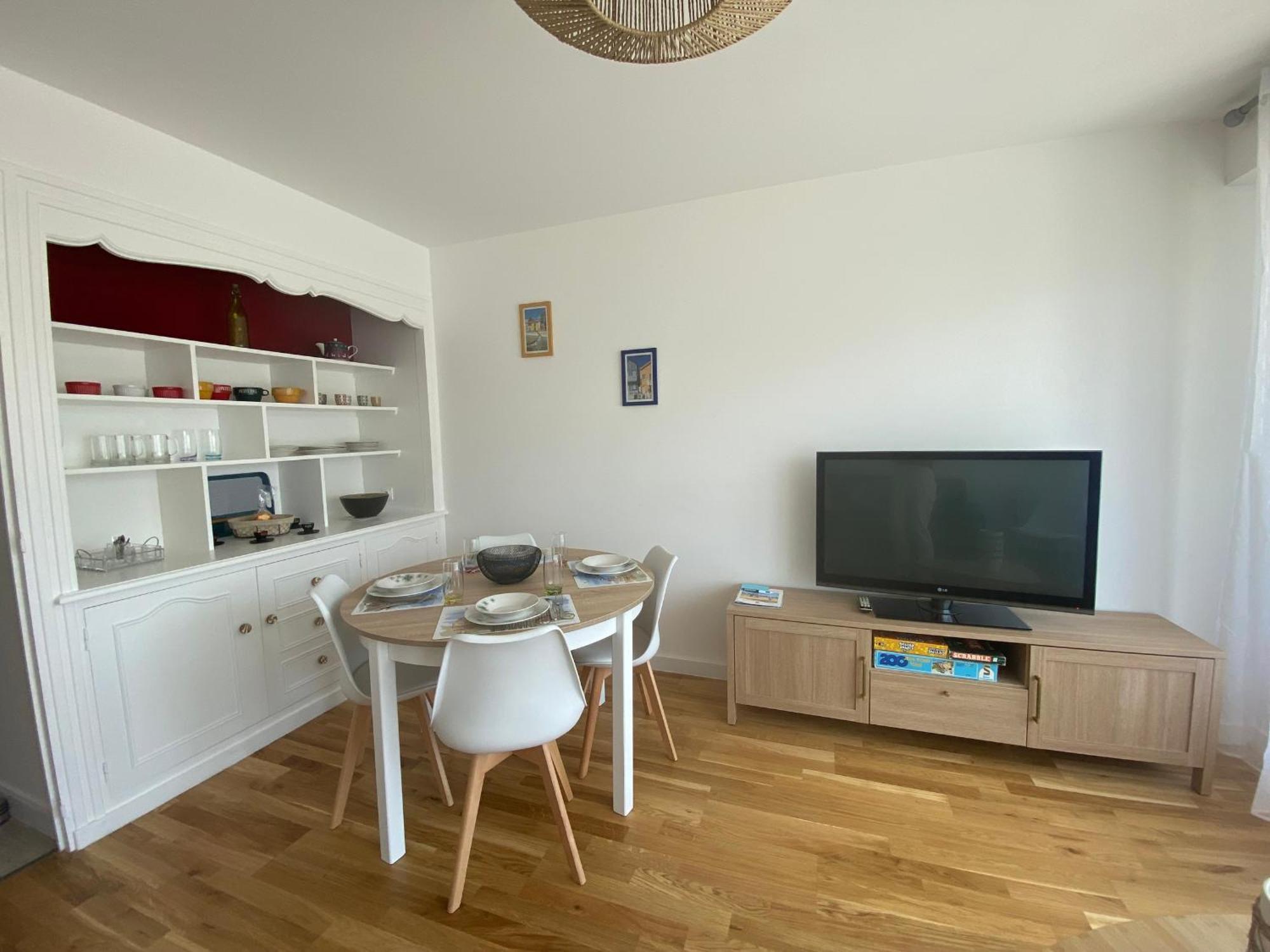 T2 Renove A Royan, Proche Plage, Parking Prive, Equipements Neufs Et Jardinet. - Fr-1-539-49 Apartment Bagian luar foto