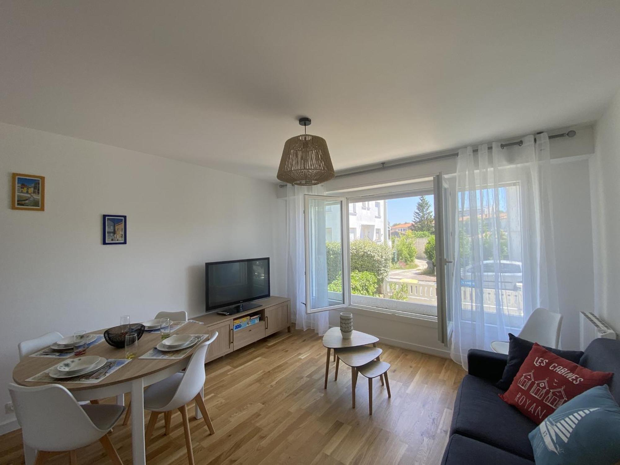 T2 Renove A Royan, Proche Plage, Parking Prive, Equipements Neufs Et Jardinet. - Fr-1-539-49 Apartment Bagian luar foto